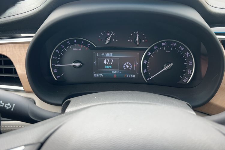 Used Buick GL8 2017 ES 28T Comfort Model China V Standard
