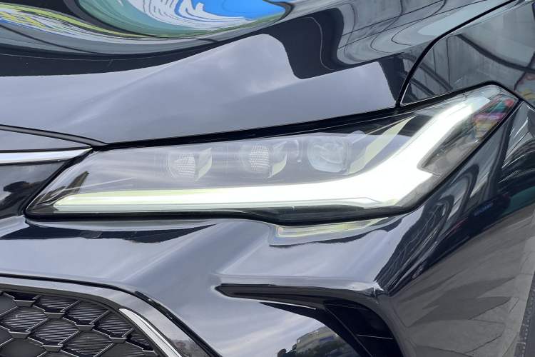 Used Toyota Avalon 2022 2.5L Luxury Edition