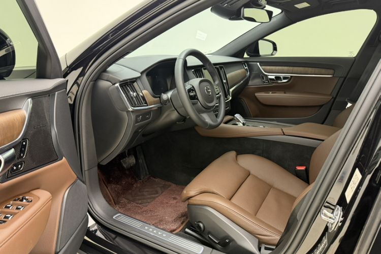 Used Volvo S90 2021 B5 Zhiyuan Luxury Edition
