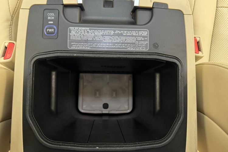 Used Toyota Land Cruiser 2017 4.0L Automatic Parallel Import