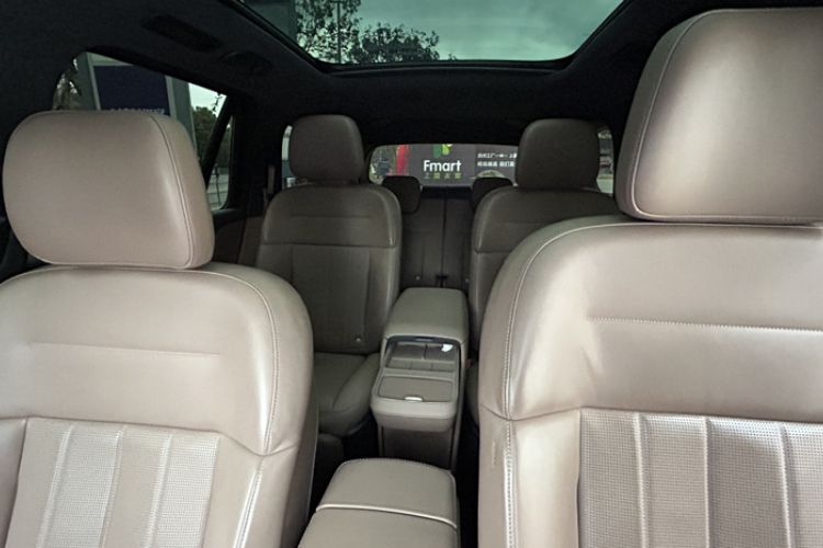 Used Nio ES8 2023 75 kWh Executive Edition
