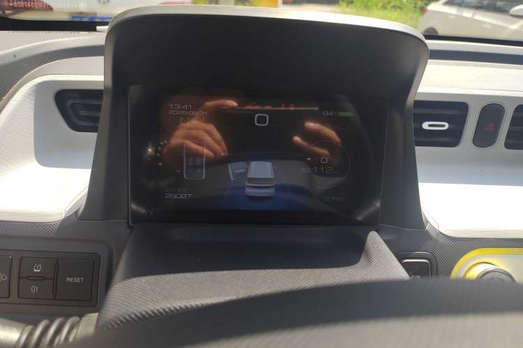 Used Wuling Hongguang MINIEV 2021 Macaron Fashion Model Lithium Iron Phosphate