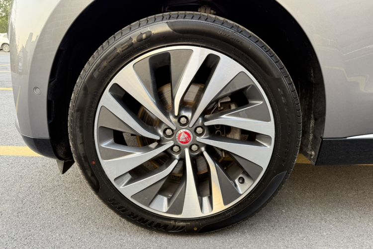 Used Jaguar F-PACE 2022 P250 HSE
