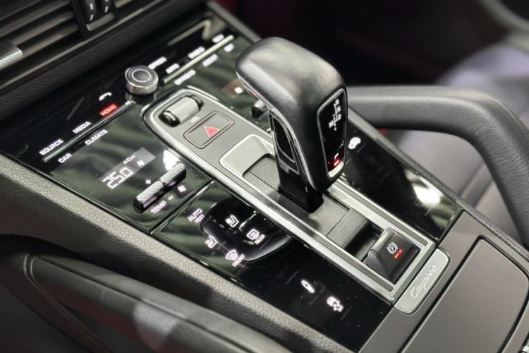 Used Porsche Cayenne 2019 Cayenne Coupé 3.0T
