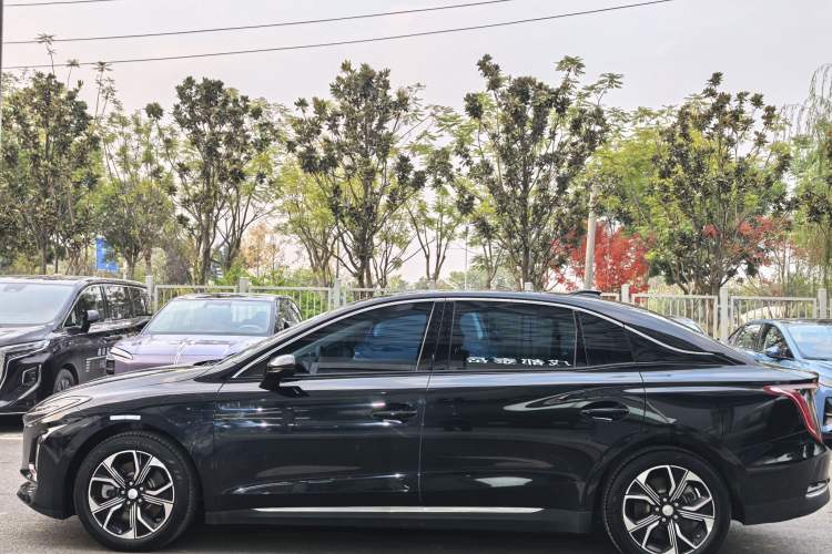 Used Hongqi E-QM5 2023 Revised Version Basic Travel Edition
