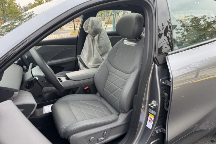 Used  S05 2024 200 Ultra Range-Extended Long-Range Version
