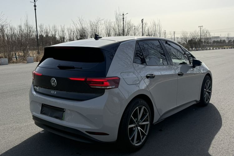 Used Volkswagen ID.3 2025 Smart Edition Ultra-Intelligent Oxygen Version
