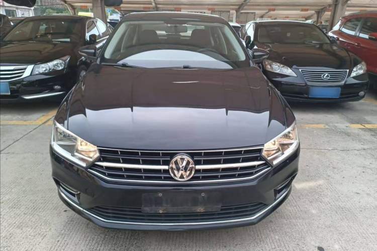 Used Volkswagen Bora 2017 1.6L Automatic Comfort Model
