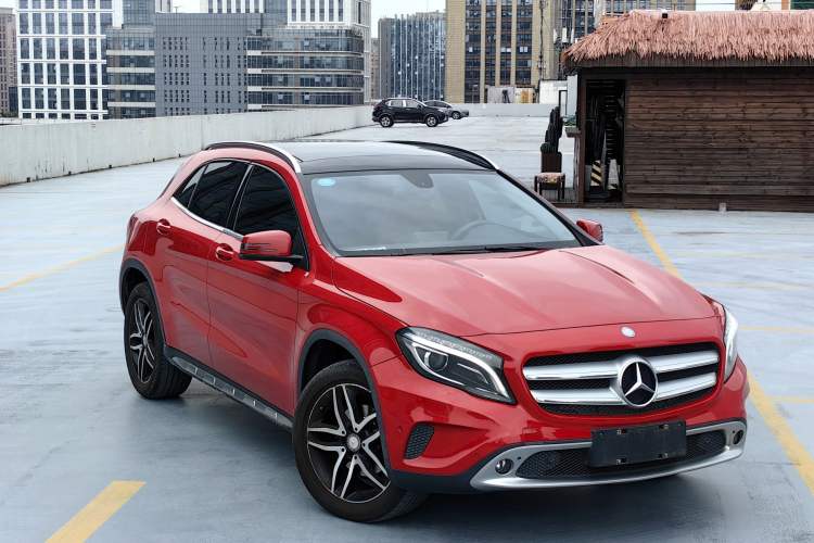 Used Mercedes-Benz GLA 2015 GLA 220 4MATIC Fashion Model
