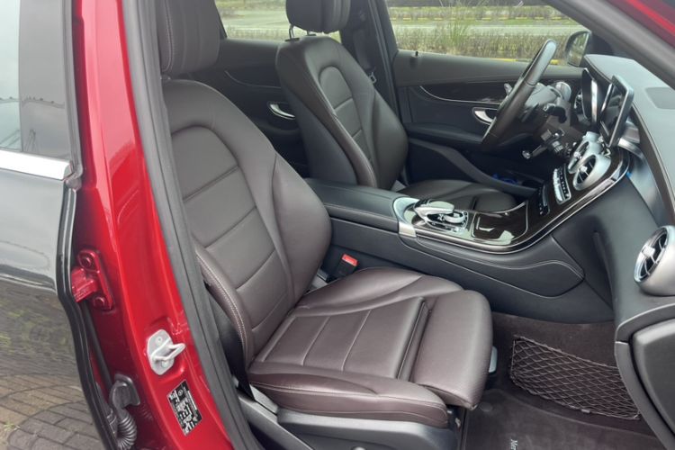 Used Mercedes-Benz GLC 2017 GLC 260 4MATIC Luxury Model