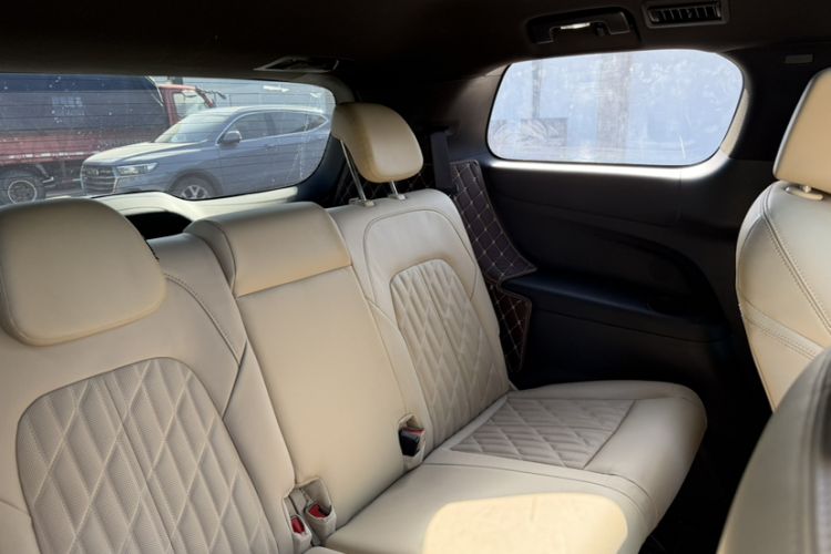 Used Buick GL8 2022 ES Land Cruiser 653T Luxury Model
