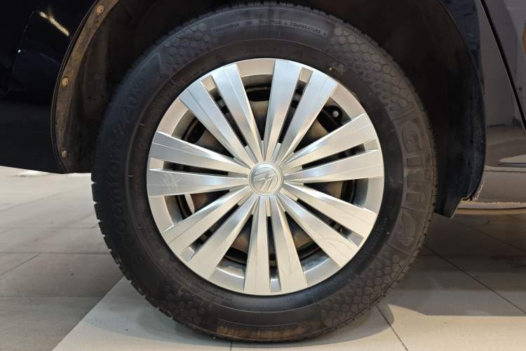 Used Volkswagen Santana 2016 1.6L Automatic Fashion Edition
