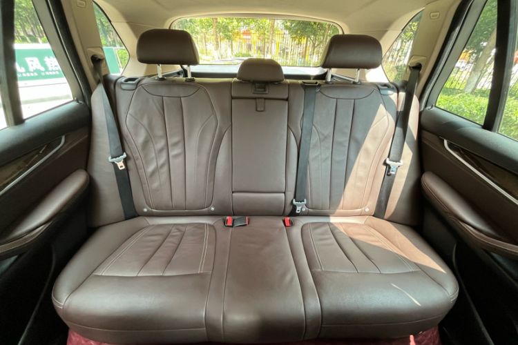 Used BMW X5 2017 xDrive28i
