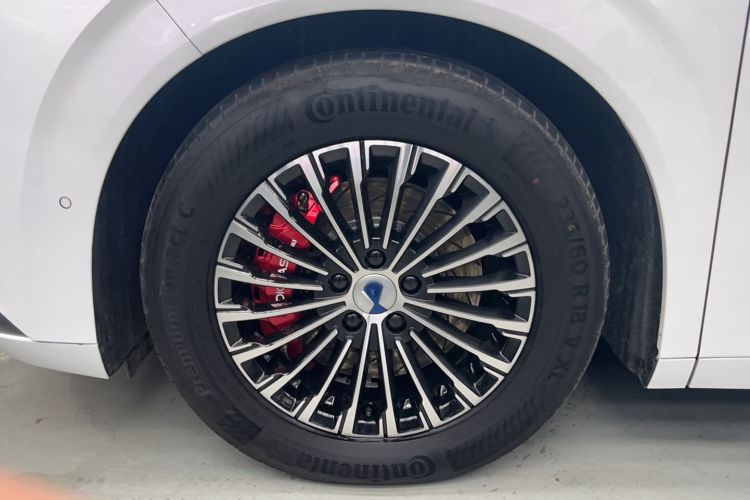 Used Denza D9 2022 DM-i 970 Four-Wheel Drive Flagship Model