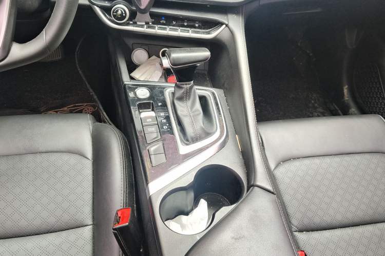 Used Changan Eado 2020 PLUS Blue Whale NE 1.4T GDI DCT Prestige Model
