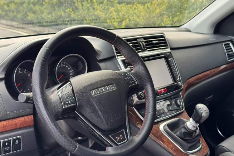 Used Haval H6 2014 Sport Version 1.5T Manual Two-Wheel Drive Elite Edition