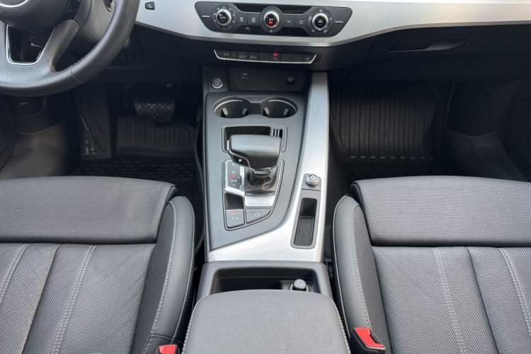 Used Audi A4L 2020 40 TFSI Fashion Dynamic Model
