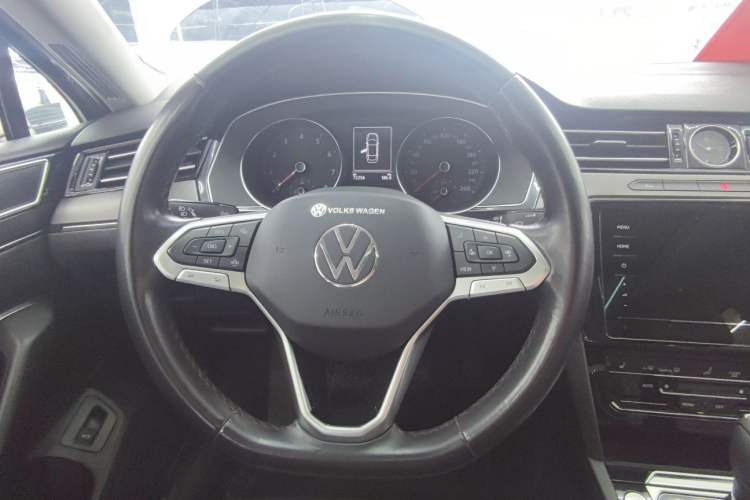 Used Volkswagen Magotan 2020 330TSI DSG Leading Model
