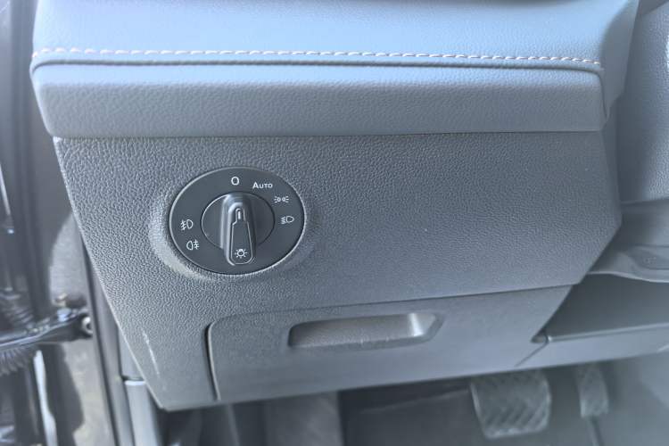 Used Volkswagen Tharu 2019 280TSI Two-Wheel Drive Luxury Version China VI Standard
