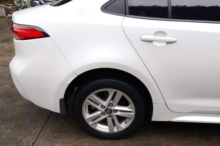 Used Toyota Levin 2021 185T CVT Luxury Edition
