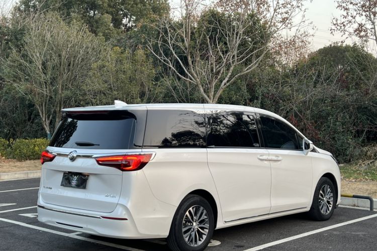 Used Buick GL8 2023 ES Lu Zun Deluxe Model
