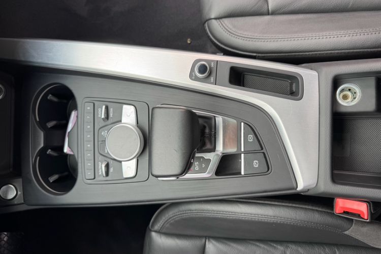 Used Audi A4L 2019 40 TFSI Sporty Version China VI
