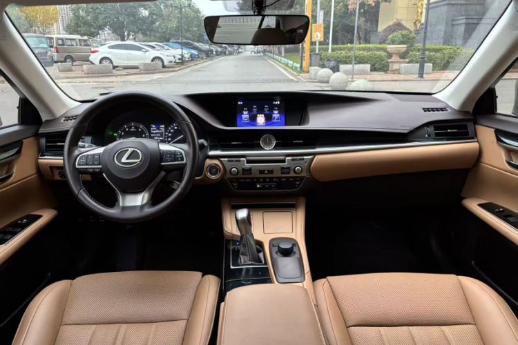 Used Lexus ES 2015 200 Elite Edition
