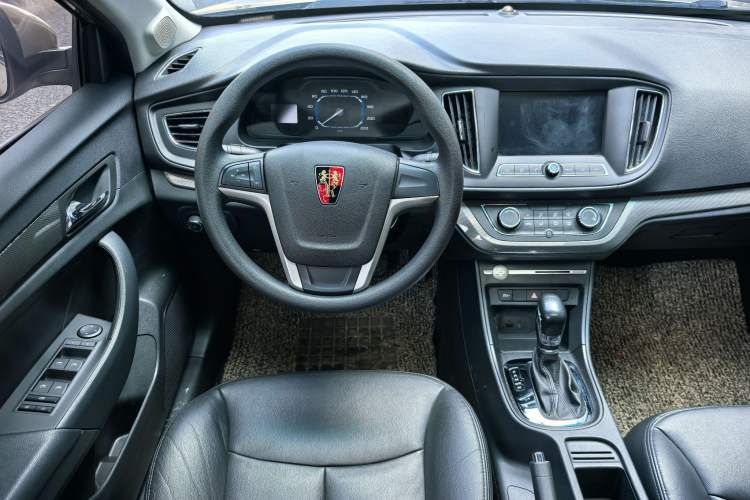 Used Roewe 360 2017 1.5L Automatic Luxury Edition
