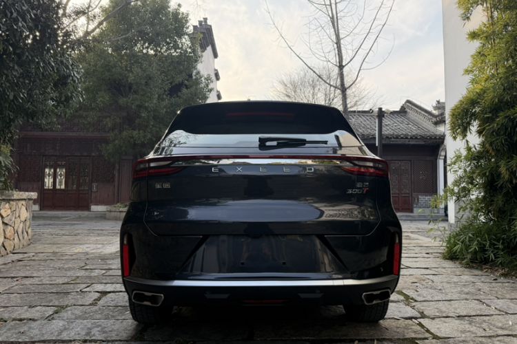 Used  Lingyun 2024 300T Two-Wheel Drive Starlight Edition
