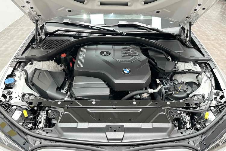 Used BMW 3 Series 2025 325Li M Sport Package
