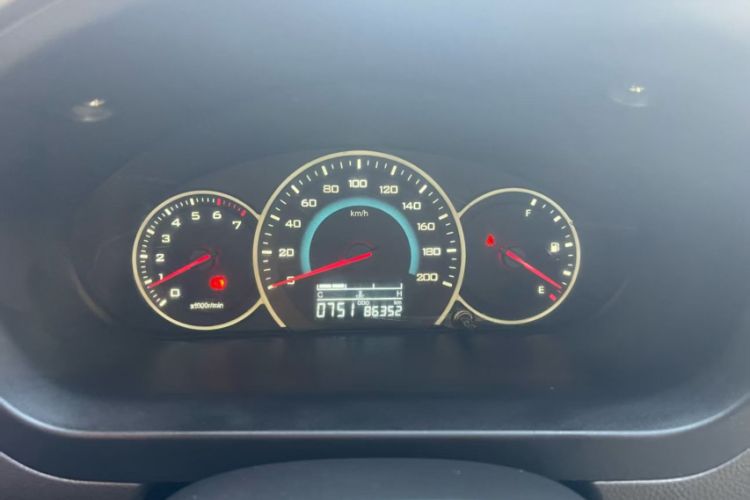 Used Wuling Rongguang V 2018 1.5L Standard Version
