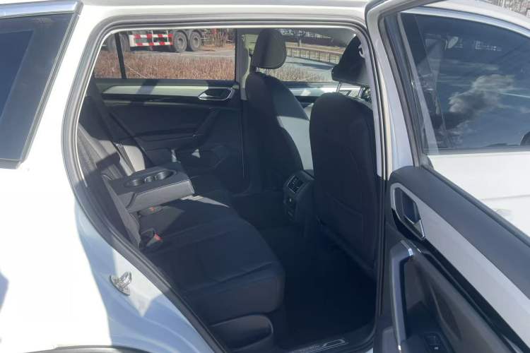 Used Volkswagen Tayron 2020 330TSI Two-Wheel Drive Luxury Smart Connectivity Version