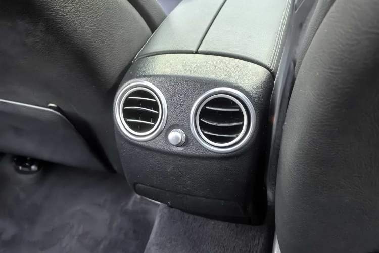 Used Mercedes-Benz GLC 2018 GLC 260 4MATIC Dynamic Edition
