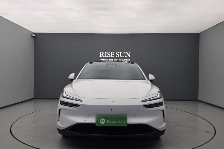 Used ONVO L60 2024 60 kWh Rear-Drive Version
