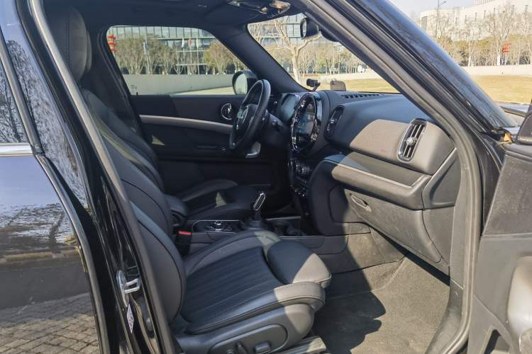 Used  JCM COUNTRYMAN 2022 2.0T JOHN COOPER WORKS ALL-IN