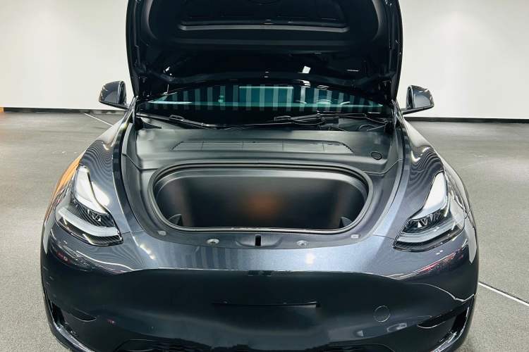 Used Tesla Model Y 2024 Rear-Wheel-Drive Version