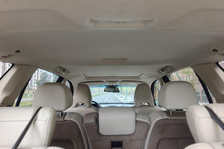 Used Volvo XC Classic 2014 T5 Luxury Edition