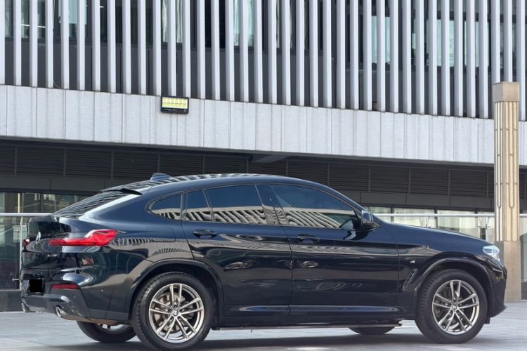 Used BMW X4 2021 xDrive 25i M Sport Package
