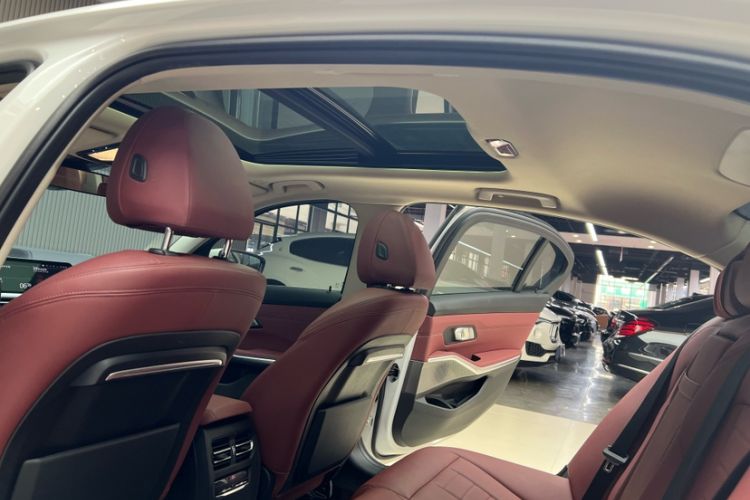 Used BMW 3 Series 2021 Restyled 325Li M Sport Package
