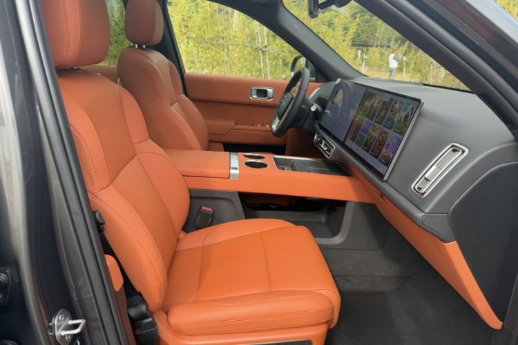 Used Li Auto L8 2024 PRO Model
