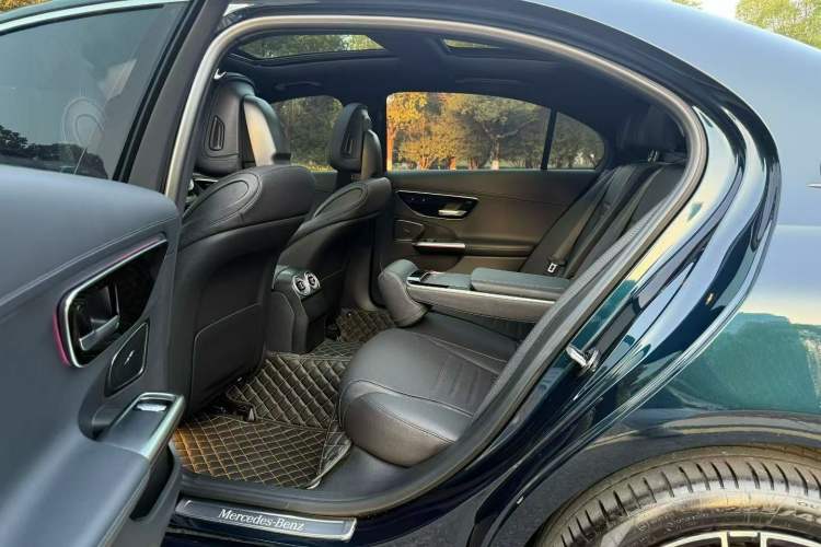 Used Mercedes-Benz C-Class 2023 Restyled C 260 L Sport Edition
