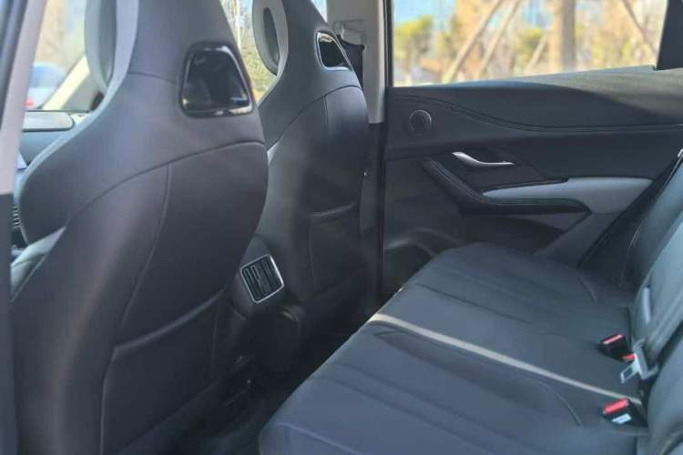 Used BYD Sealion 05 DM-i 2025 DM-i Smart Drive 115KM Flagship Model
