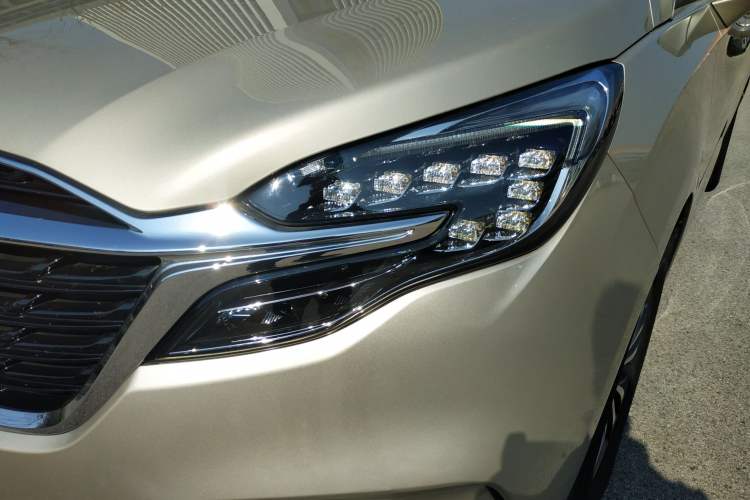 Used Buick GL8 2022 ES Landtrek 653T Comfort Edition
