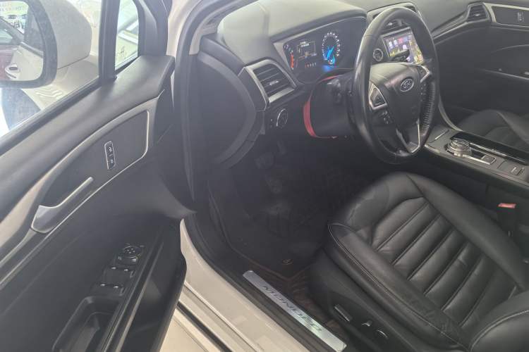 Used Ford Mondeo 2017 EcoBoost 180 Stylish Model
