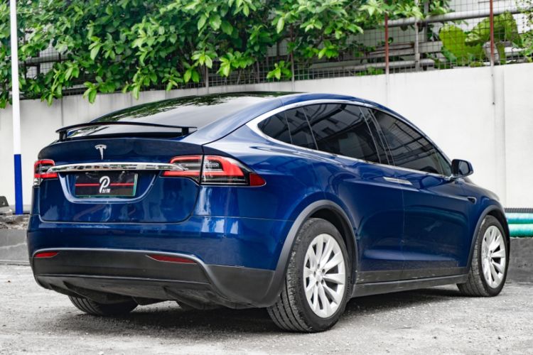Used Tesla Model X 2019 Long-Range Version
