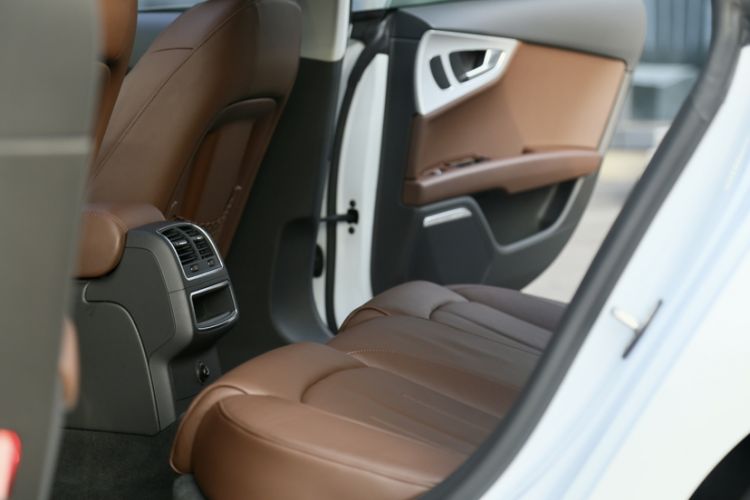 Used Audi A7 2013 50 TFSI quattro Comfort trim
