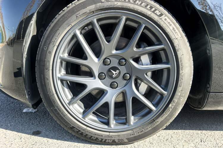 Used Tesla Model 3 2023 Rear-Wheel-Drive Version