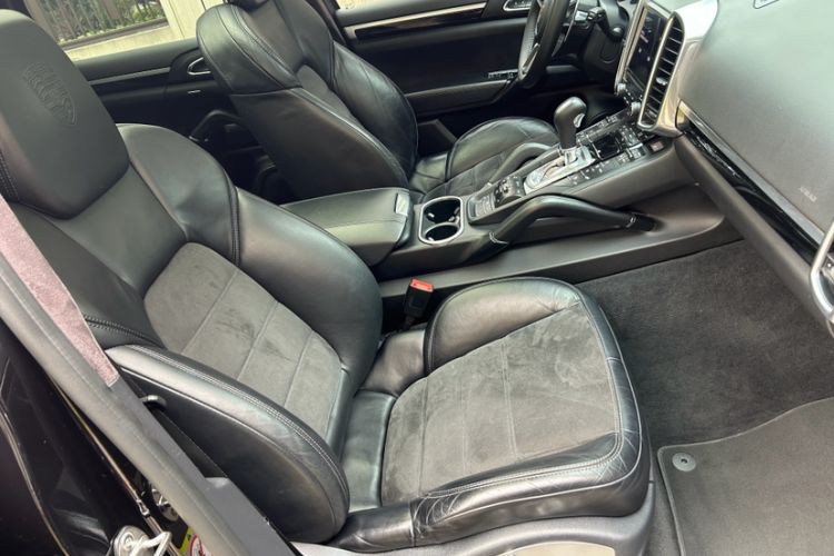 Used Porsche Cayenne 2016 Cayenne Platinum Edition 3.0T
