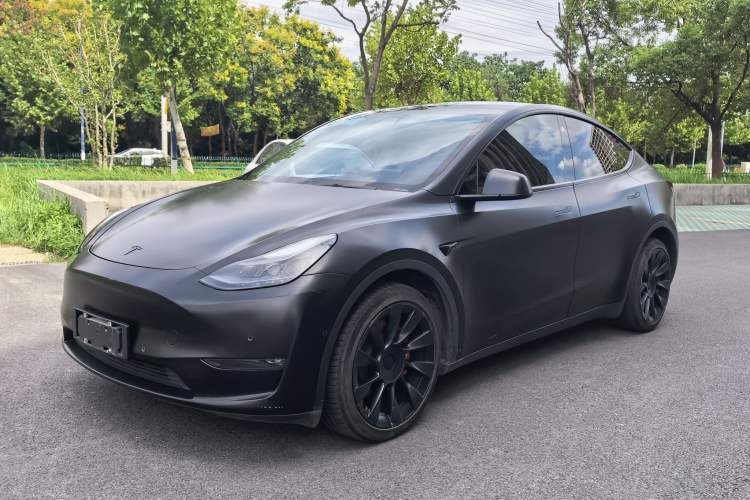 Used Tesla Model Y 2021 Long-Range All-Wheel-Drive Version
