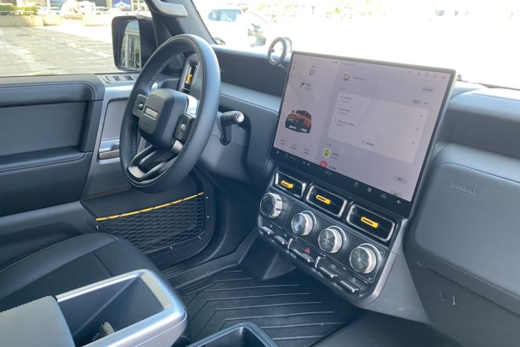 Used  V23 2025 501 Four-Wheel Drive Intelligent Driving Version
